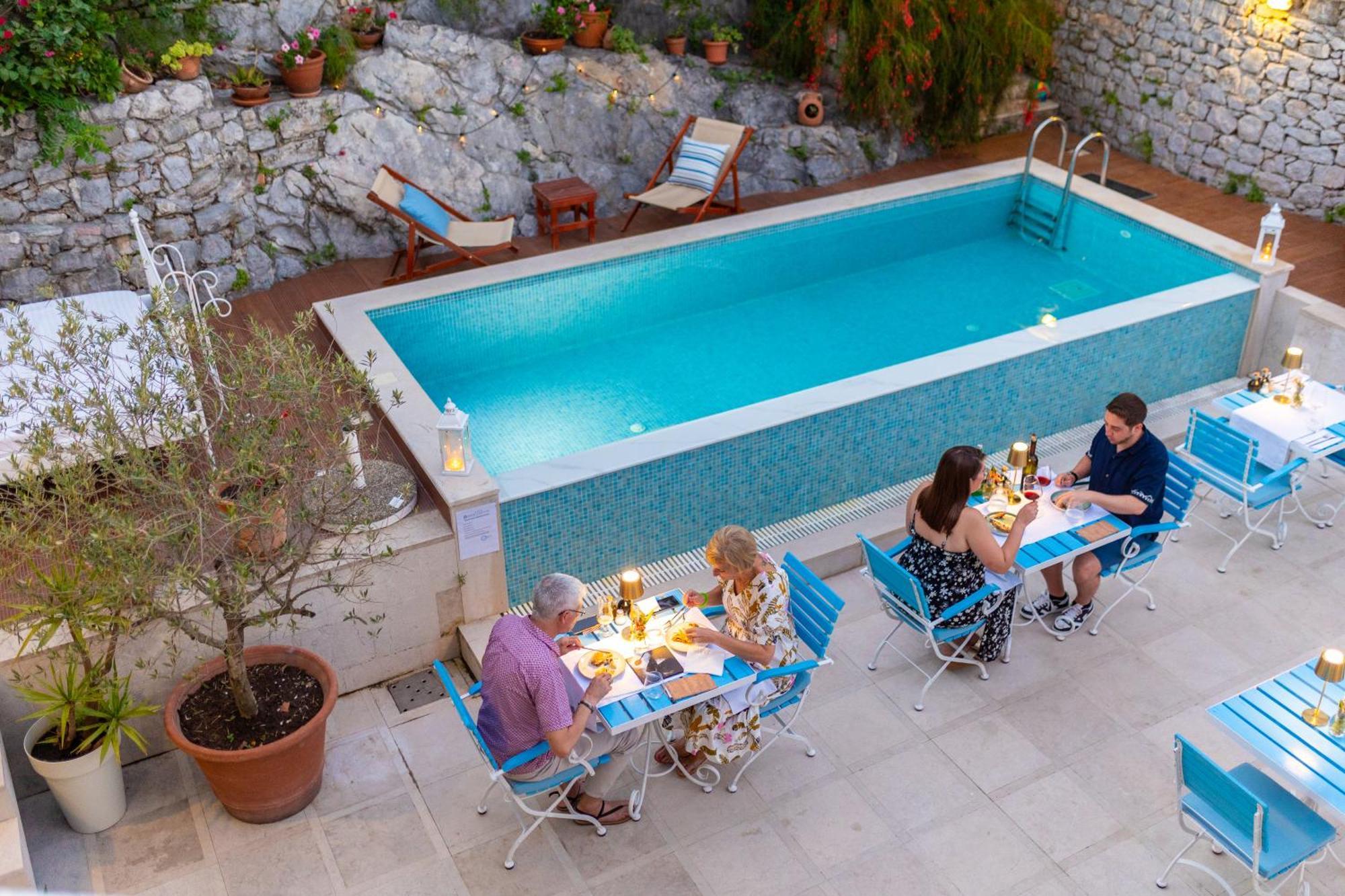 Boutique Hotel Capitano Herceg Novi Exteriér fotografie